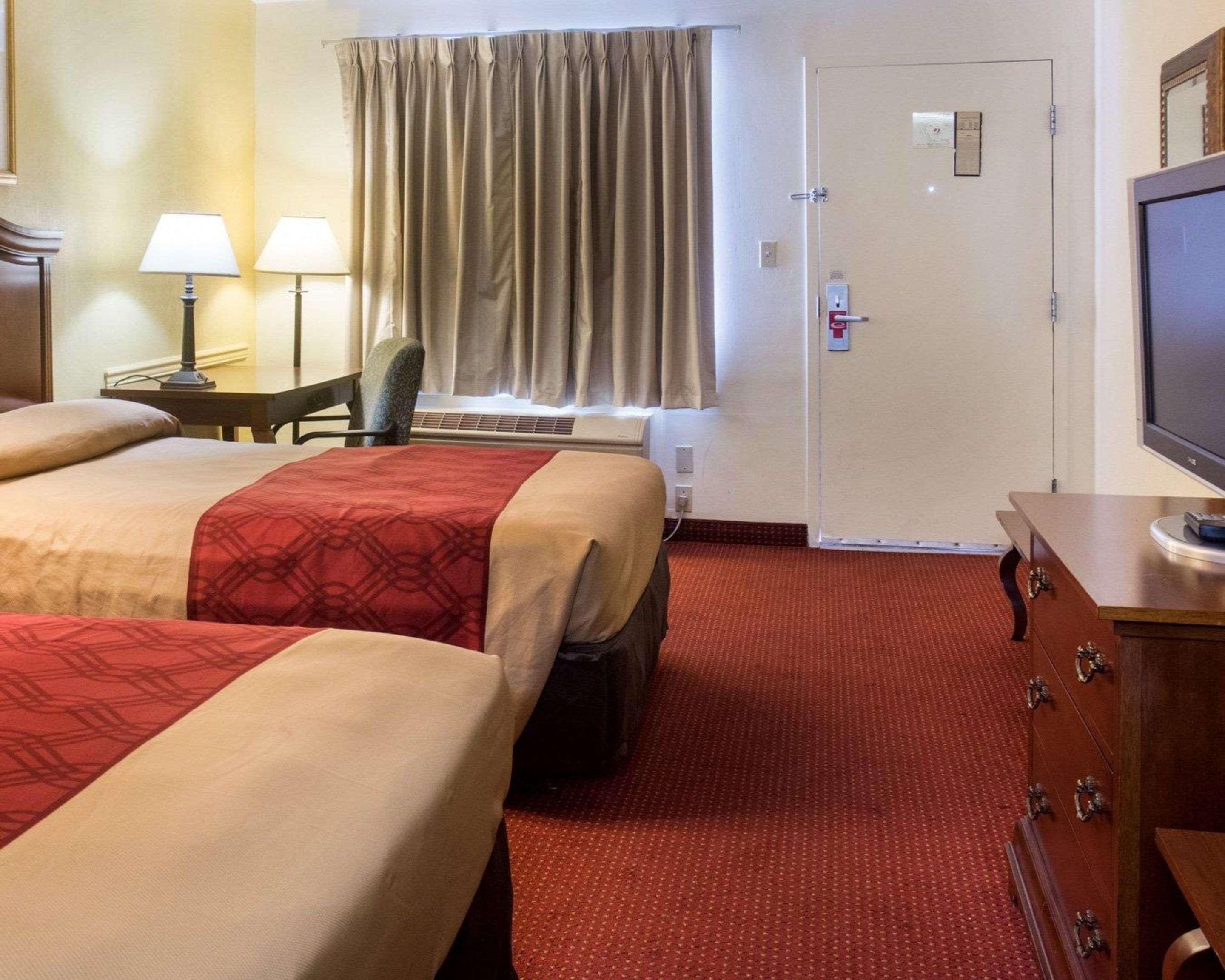 Econo Lodge Chesapeake Route 13 And I-464 Εξωτερικό φωτογραφία