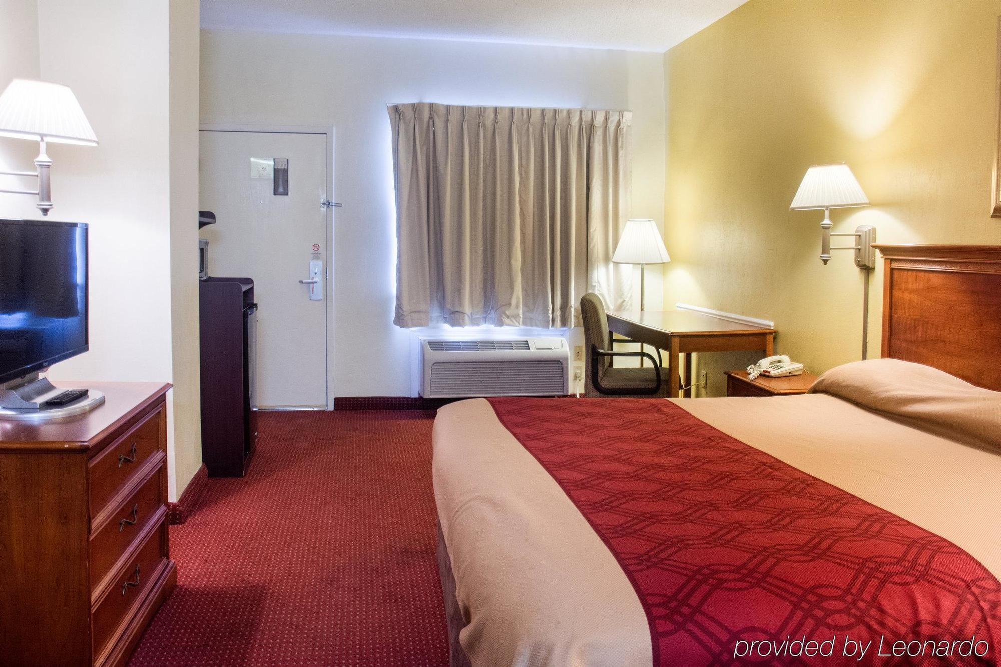 Econo Lodge Chesapeake Route 13 And I-464 Εξωτερικό φωτογραφία