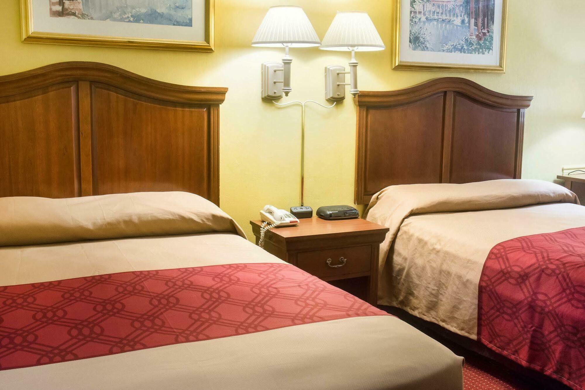 Econo Lodge Chesapeake Route 13 And I-464 Εξωτερικό φωτογραφία